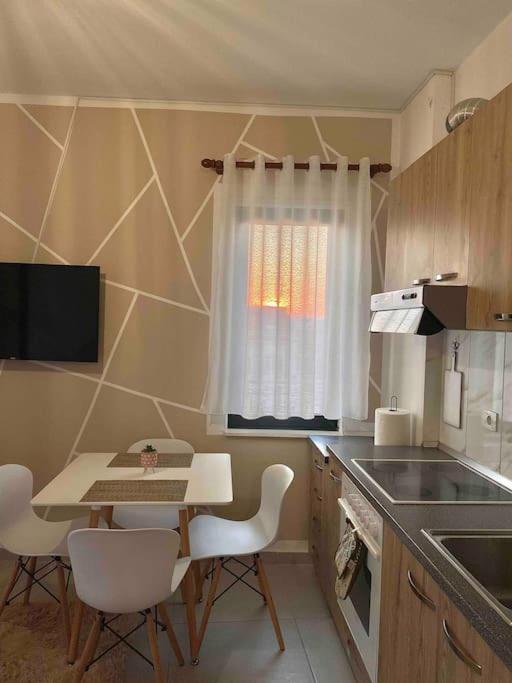 2+1 Apartment - Tirana City Center Kültér fotó